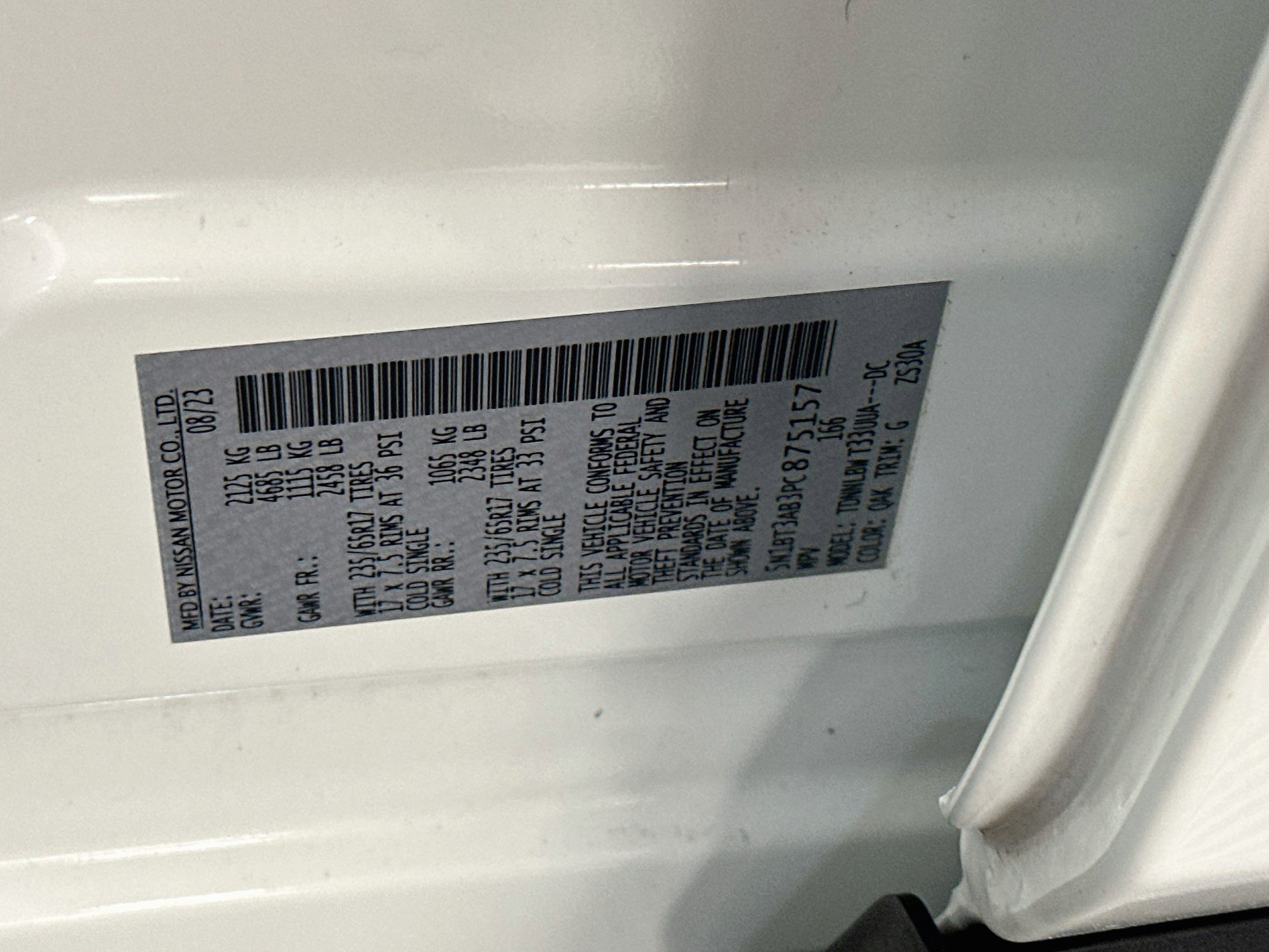 Used 2023 Nissan Rogue S AWD/4WD image 12