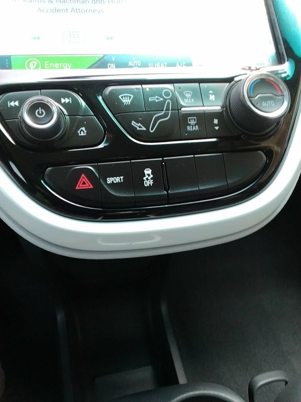 Used 2019 Chevrolet Bolt Premier w/ Infotainment Package image 20