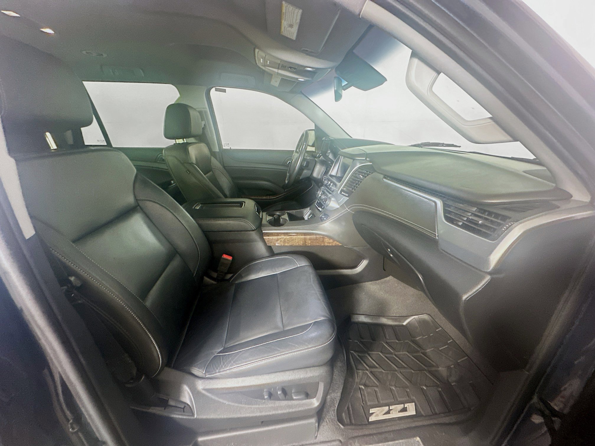 Used 2020 Chevrolet Tahoe LT w/ Luxury Package AWD/4WD image 34