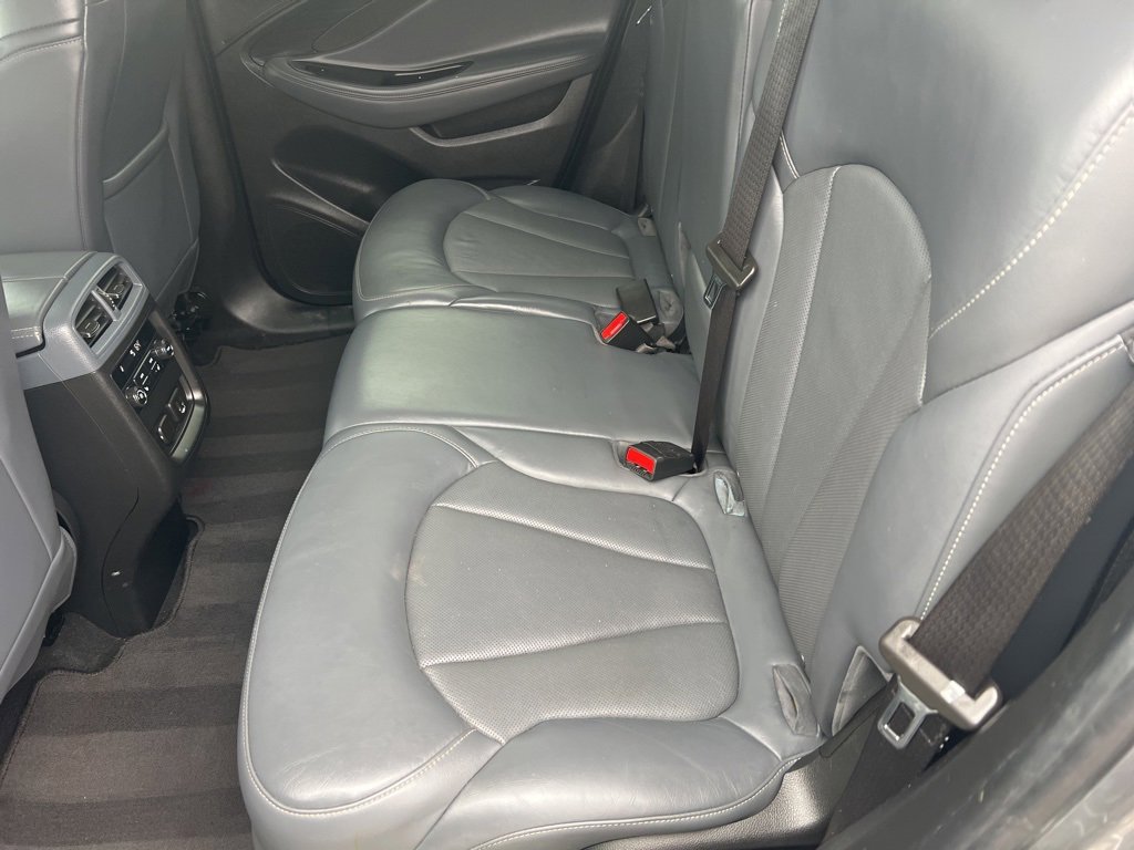 Used 2020 Buick Envision Essence image 10