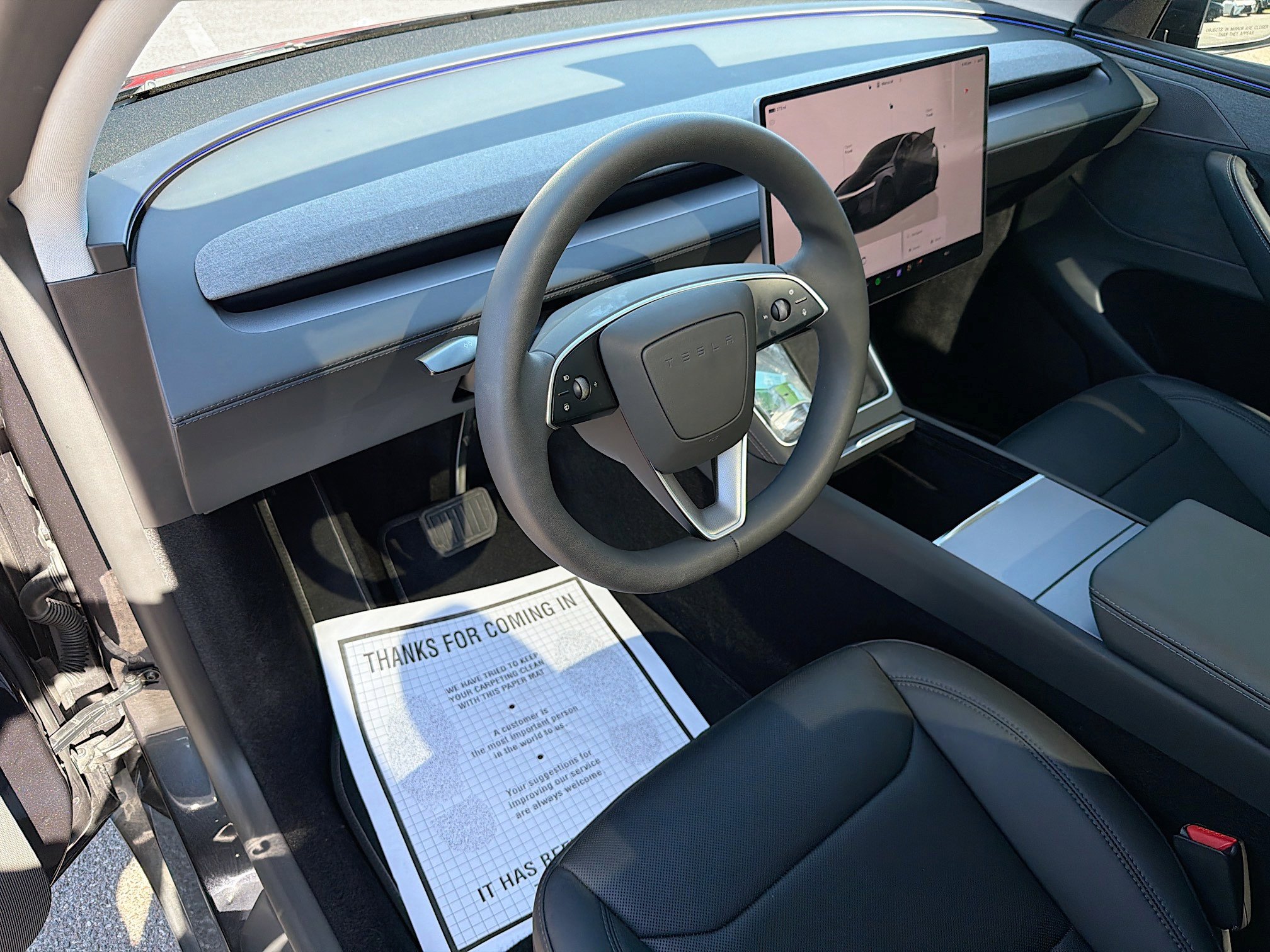 Used 2026 Tesla Model Y 2WD image 25