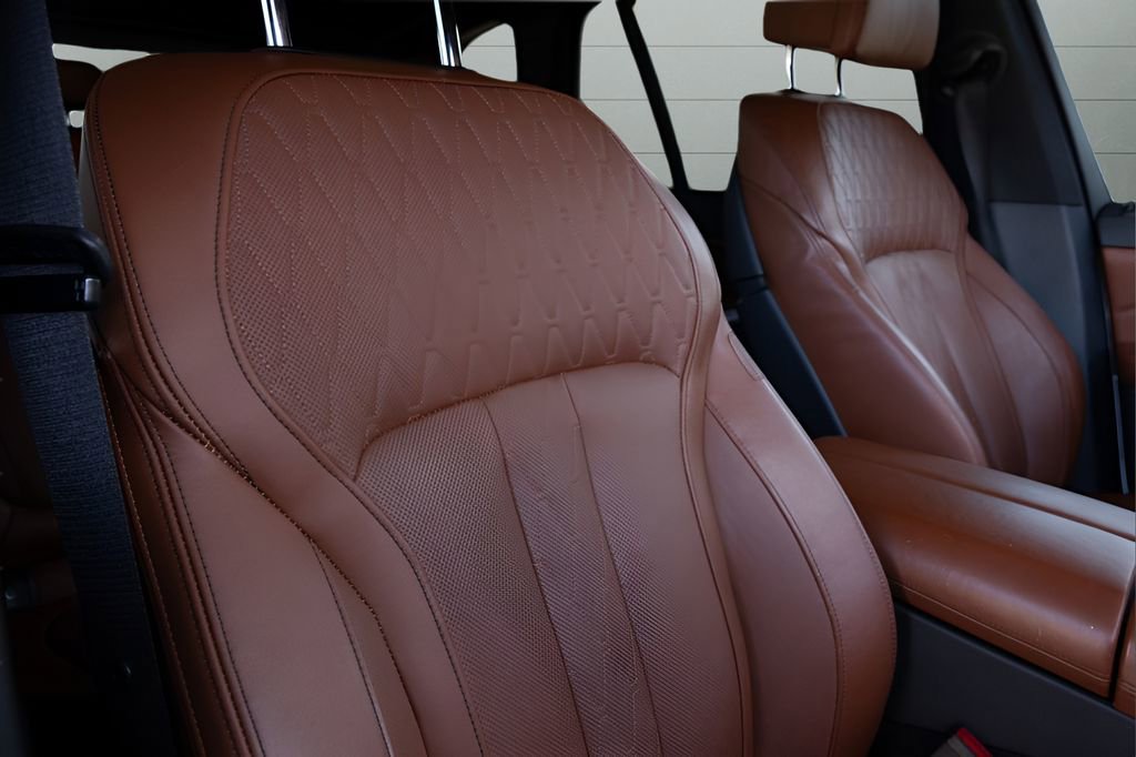 Used 2022 BMW X5 M50i w/ Executive Package AWD/4WD image 85