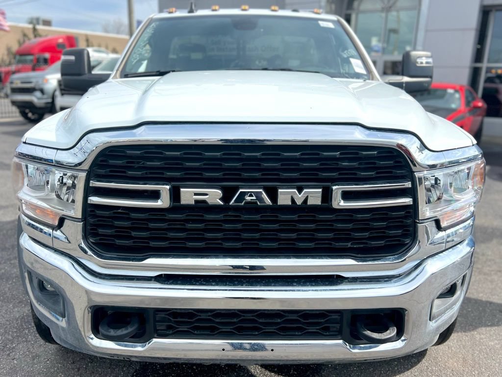 New 2024 RAM 4500 SLT w/ Quick Order Package 2YG SLT AWD/4WD image 3