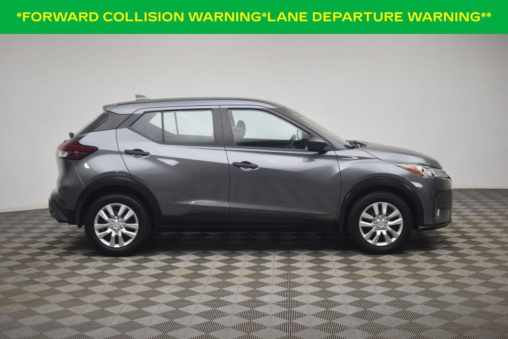 Used 2023 Nissan Kicks S FWD image 15