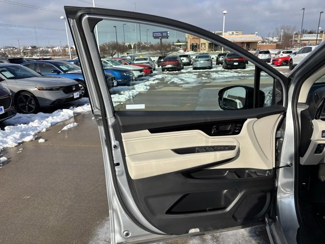 Certified 2026 Honda Odyssey Elite image 10