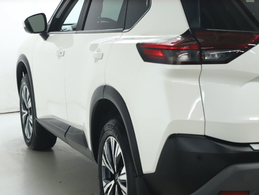 Used 2023 Nissan Rogue SV AWD/4WD image 41