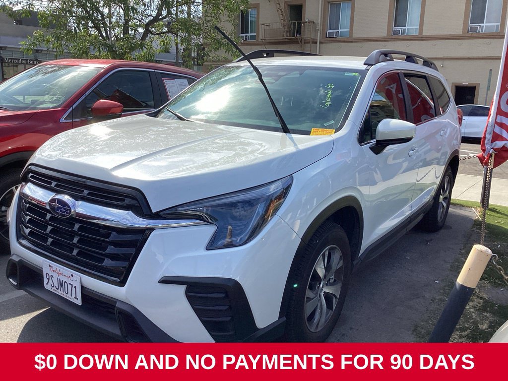 Used 2025 Subaru Ascent Premium AWD/4WD image 1