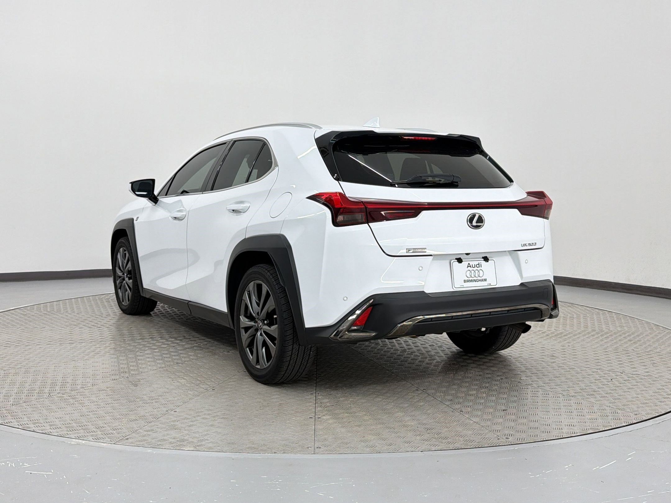 Used 2019 Lexus UX 200 F Sport w/ F Sport Premium Package image 3