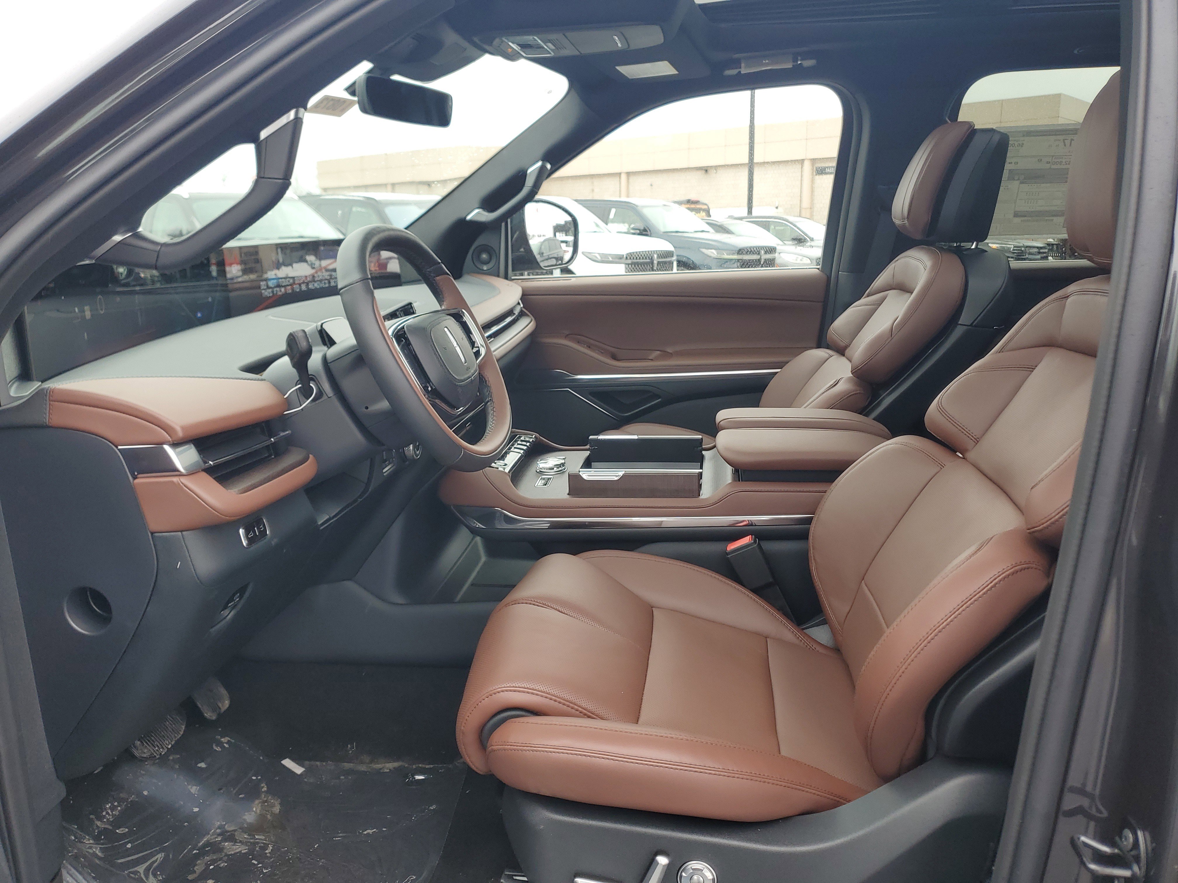 New 2026 Lincoln Navigator Reserve image 12