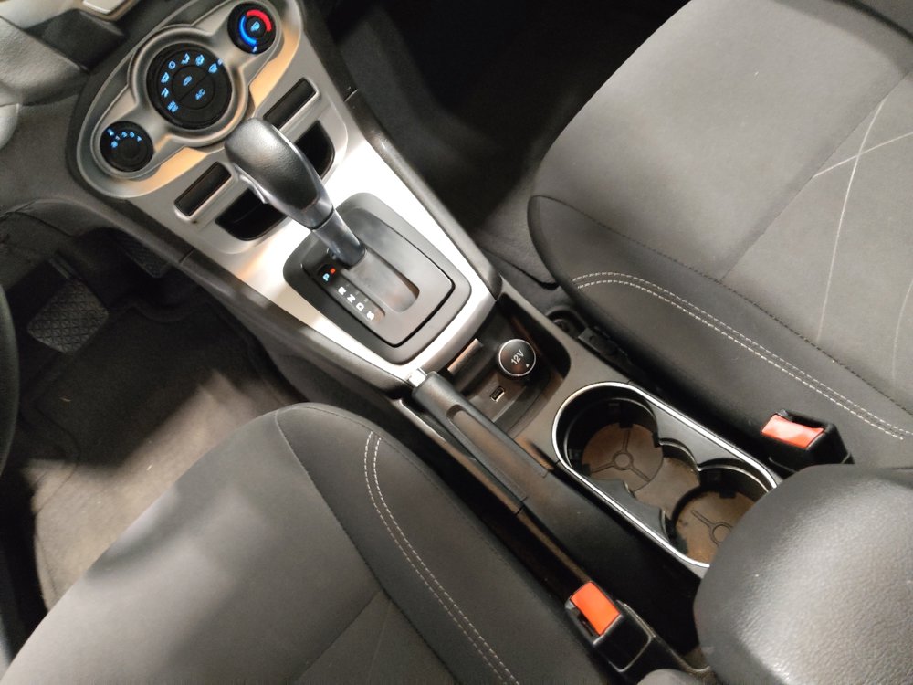 Used 2019 Ford Fiesta SE image 26