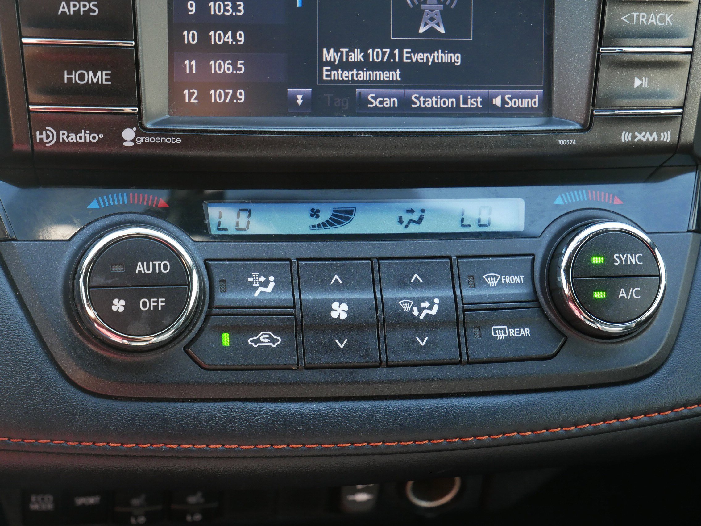 Used 2016 Toyota RAV4 SE w/ Protection Package AWD/4WD image 23