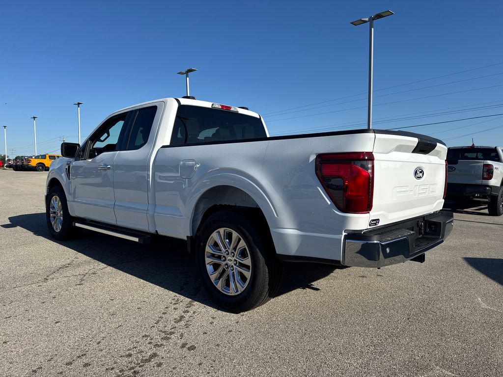 New 2026 Ford F150 XLT w/ XLT Chrome Appearance Package RWD image 4
