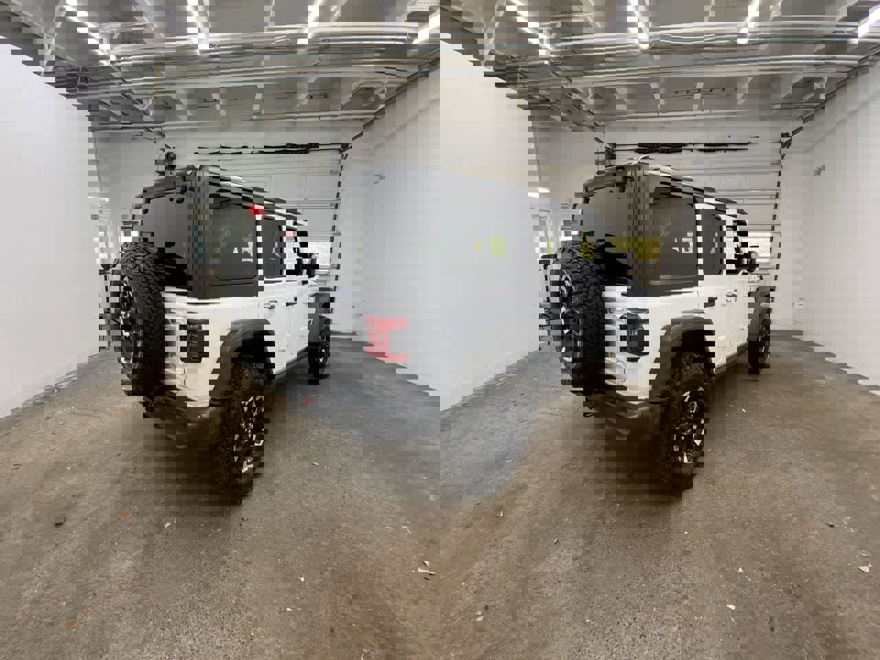 Used 2024 Jeep Wrangler Unlimited Rubicon 4xe image 6