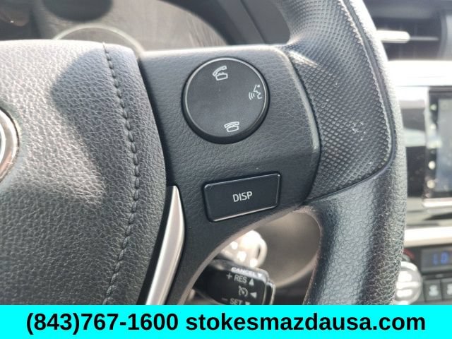 Used 2015 Toyota Corolla LE FWD image 5