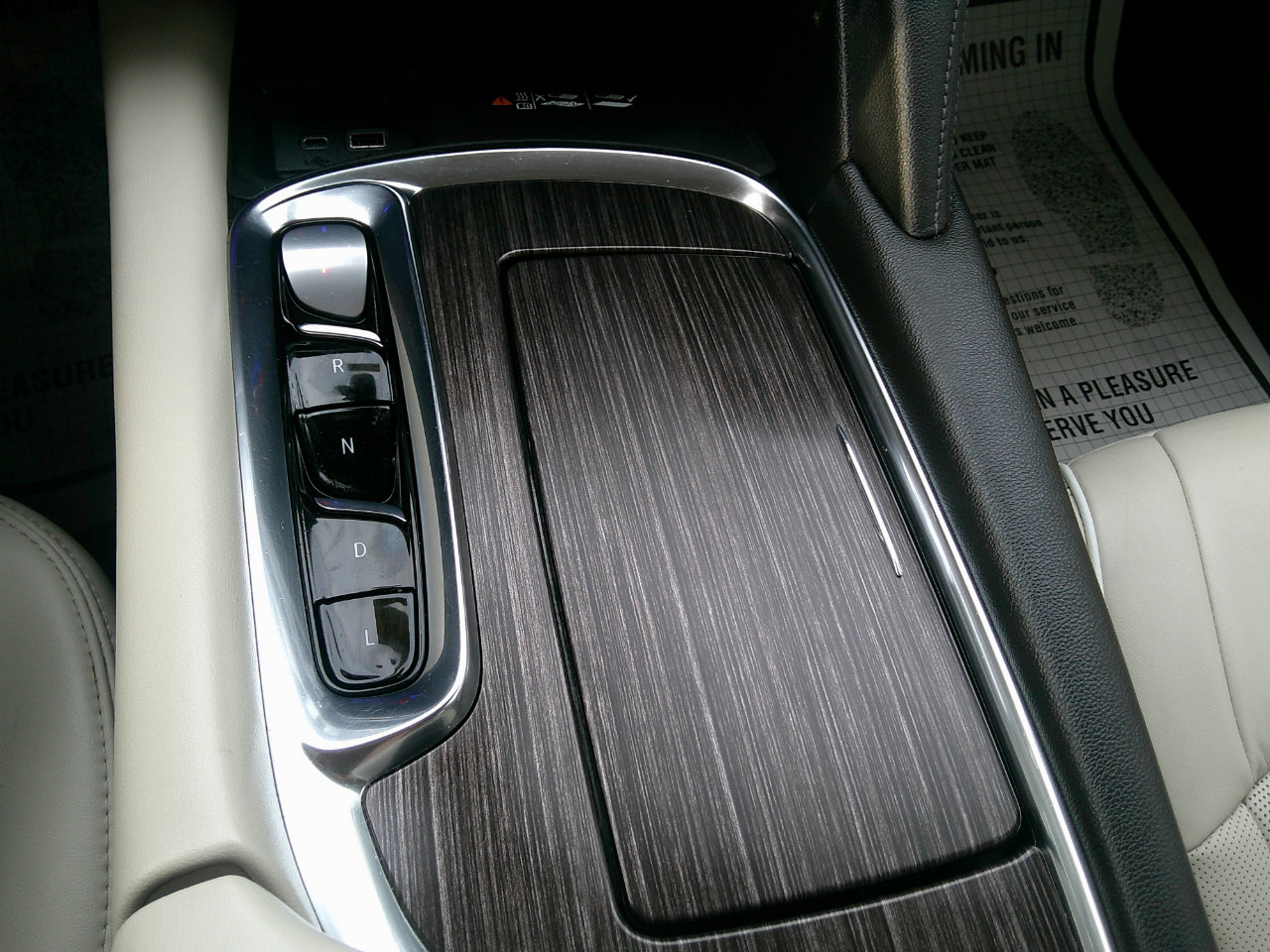 Used 2023 Buick Enclave Avenir w/ Avenir Technology Package image 22