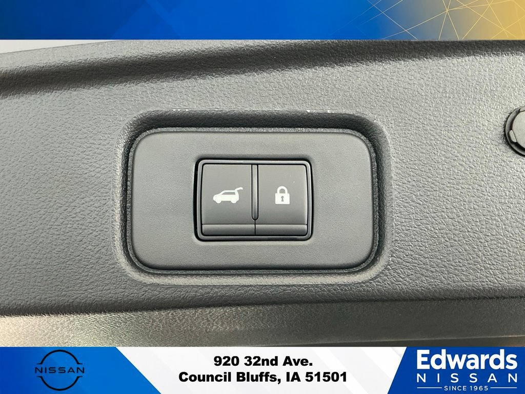 New 2026 Nissan Pathfinder Platinum AWD/4WD image 12