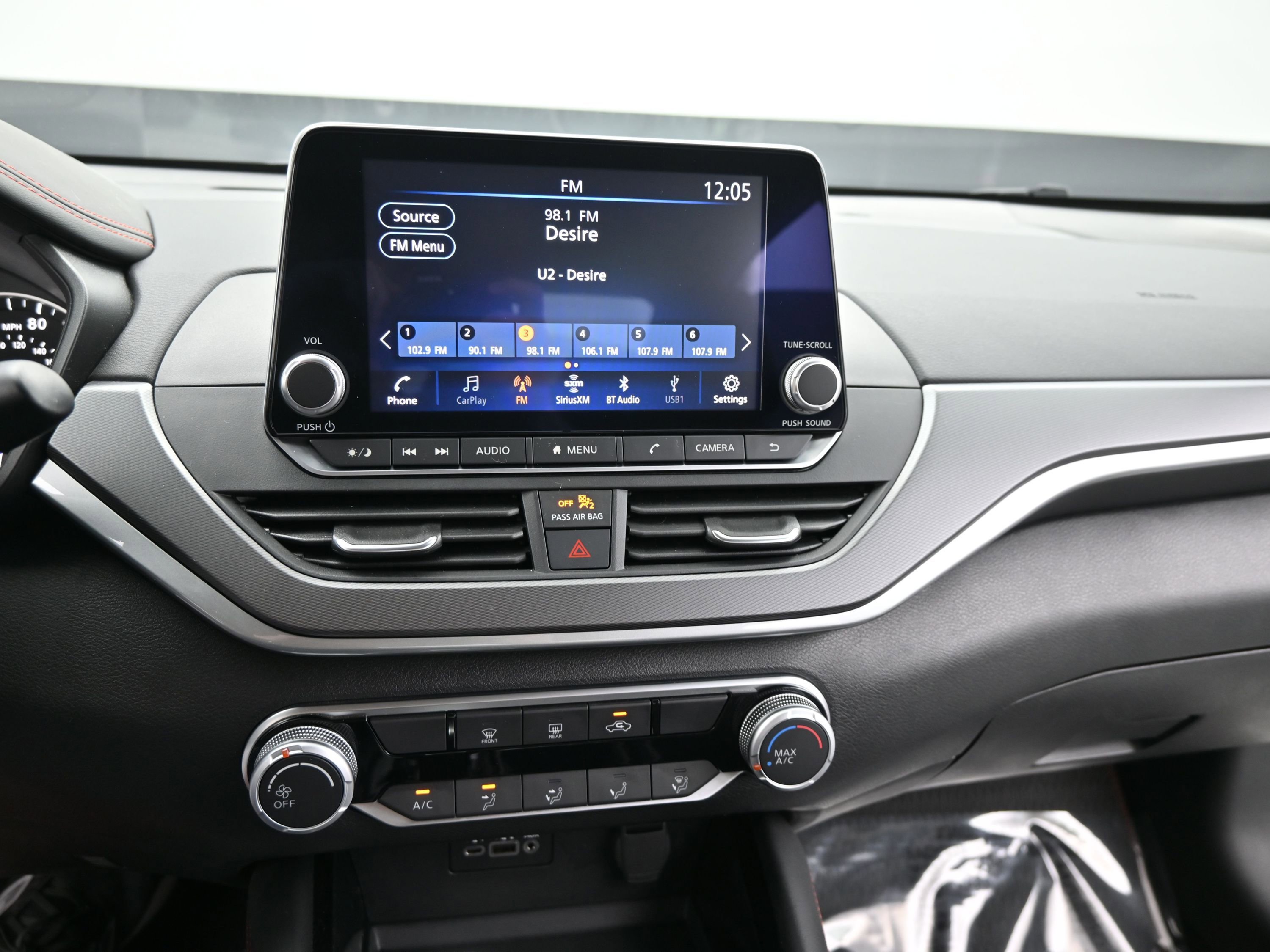 Certified 2024 Nissan Altima 2.5 SR image 17