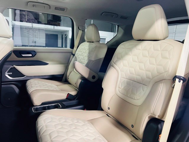 New 2026 Nissan Armada Platinum AWD/4WD image 29