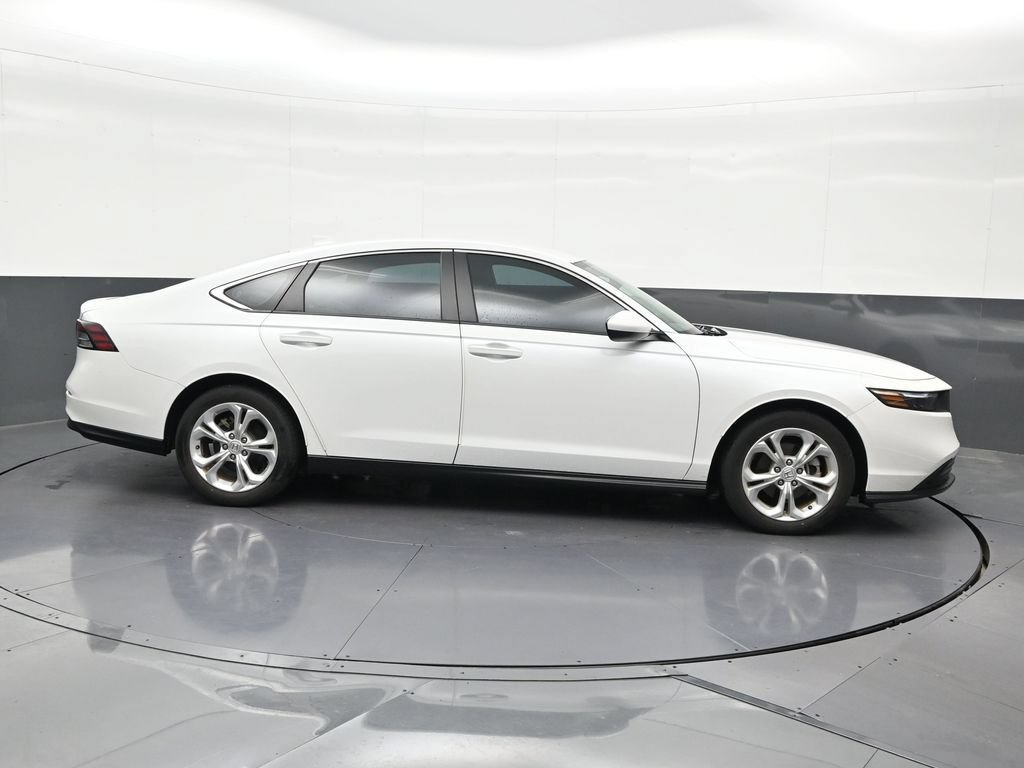 Used 2023 Honda Accord LX image 6