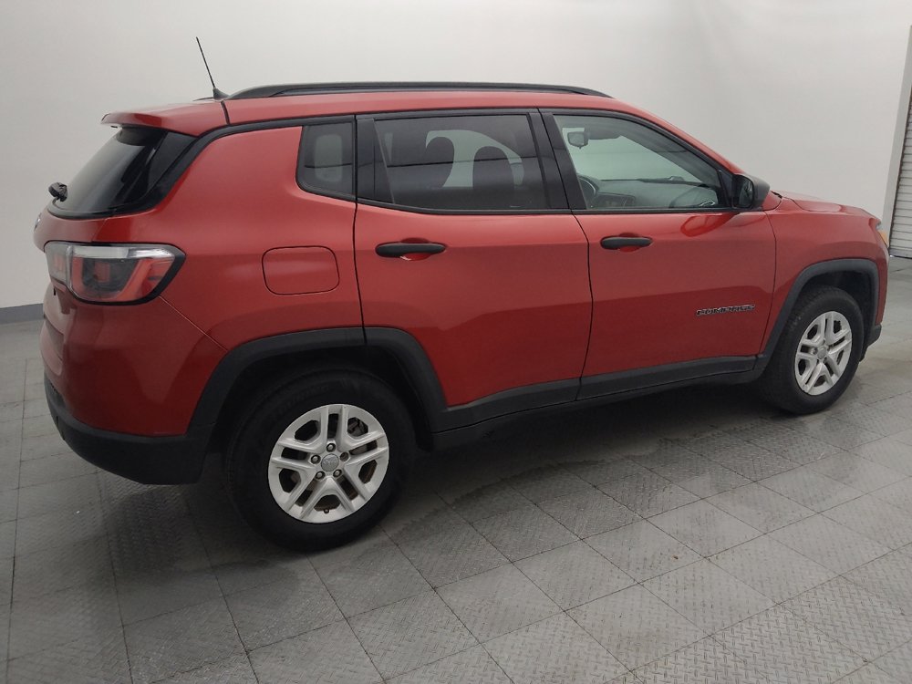 Used 2018 Jeep Compass Sport image 10