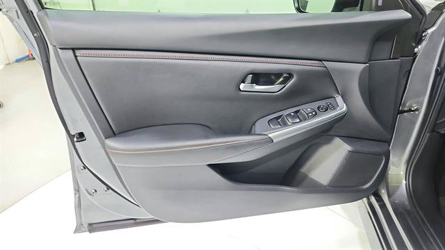 Certified 2024 Nissan Sentra SR FWD image 20