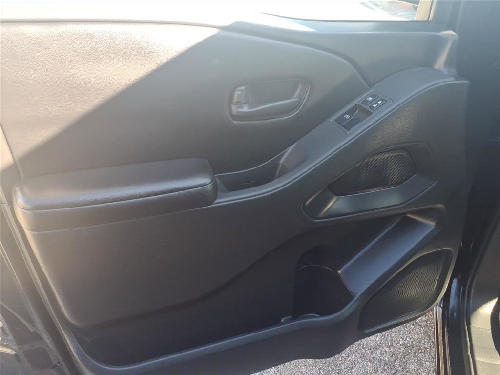 Used 2025 Nissan Frontier S image 11
