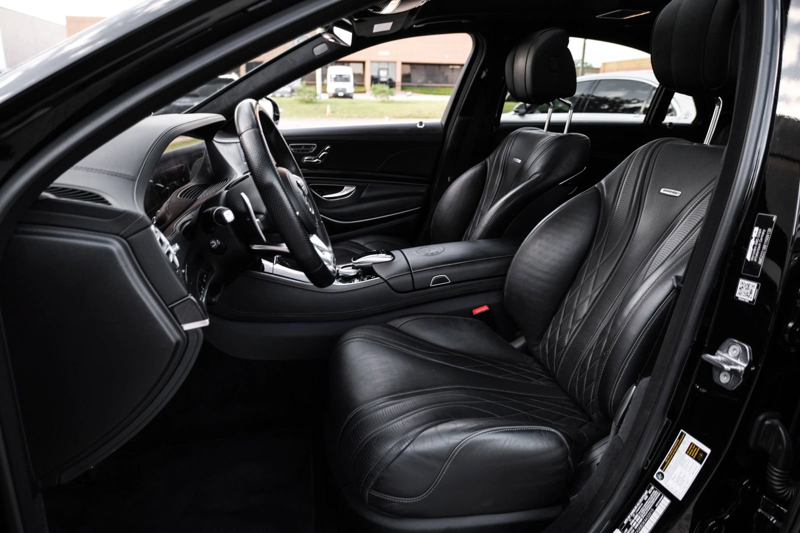 Used 2019 Mercedes-Benz S 63 AMG S 4MATIC Sedan image 32