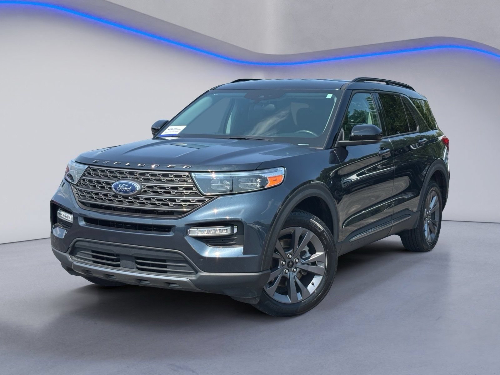 Used 2023 Ford Explorer XLT w/ Equipment Group 202A AWD/4WD video 2