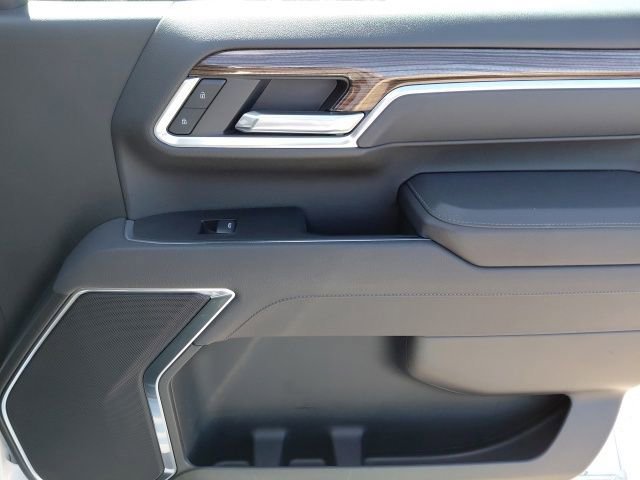 Used 2025 Chevrolet Silverado 2500 LT w/ Convenience Package image 29