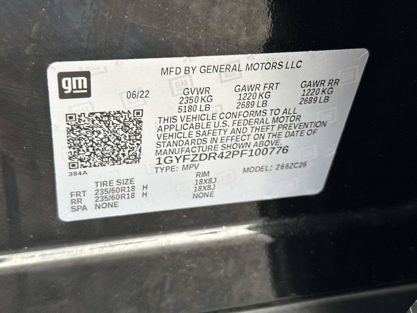 Certified 2023 Cadillac XT4 Premium Luxury w/ Cold Weather Package AWD/4WD image 18