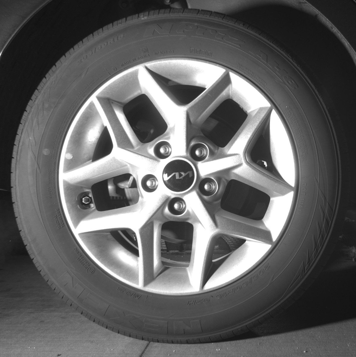 Used 2025 Kia Soul LX w/ LX Technology Package FWD image 15