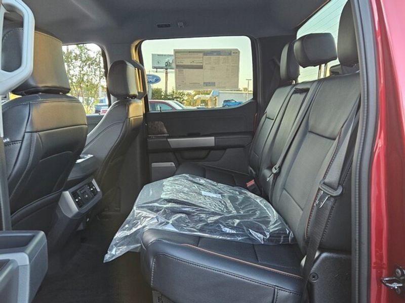 New 2026 Ford F250 Lariat w/ Black Appearance Package image 7