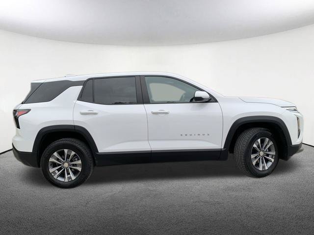 Used 2026 Chevrolet Equinox LT AWD/4WD image 15