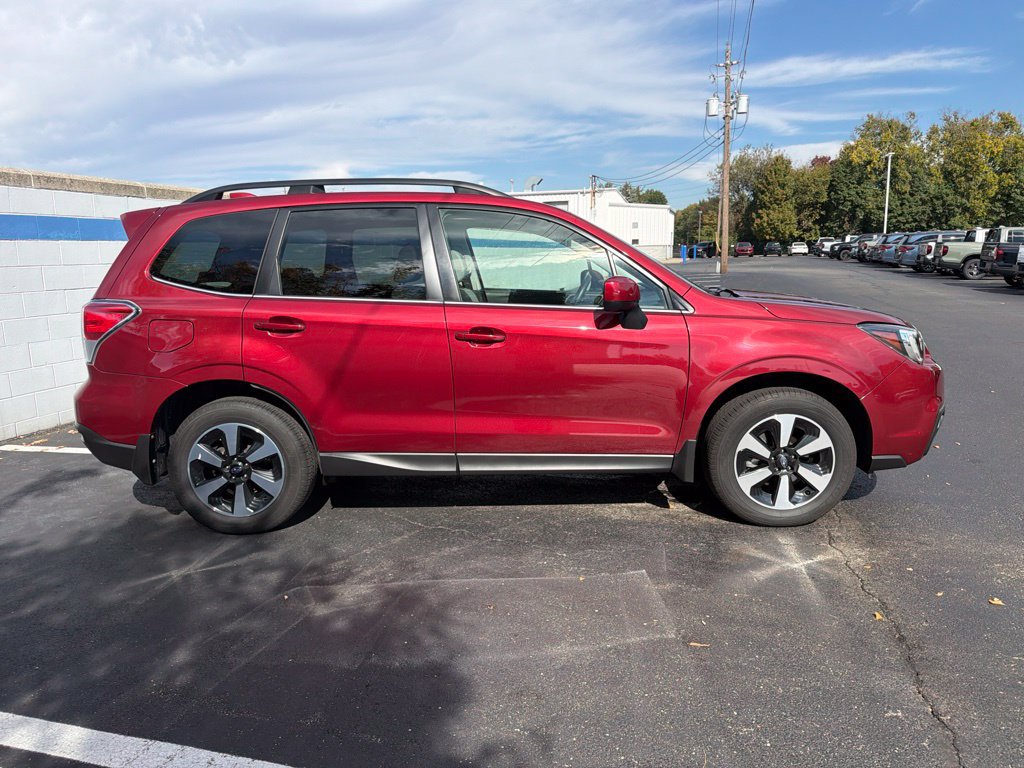 Used 2018 Subaru Forester 2.5i Limited AWD/4WD image 6