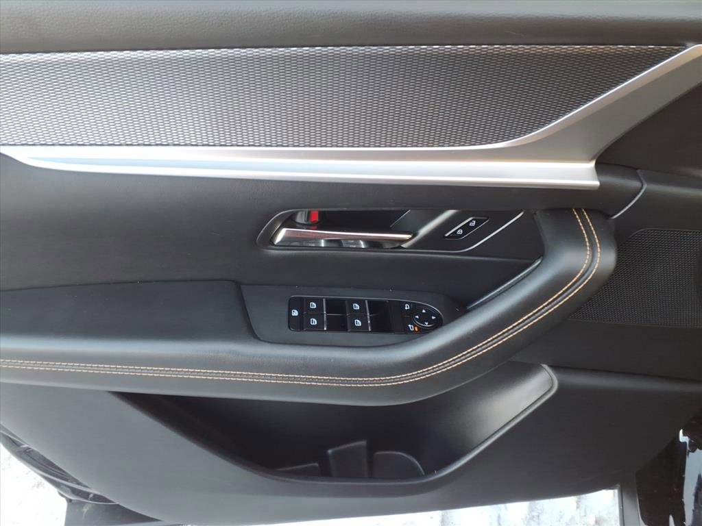 Used 2024 MAZDA CX-90 3.3 Turbo w/ Premium Package image 12