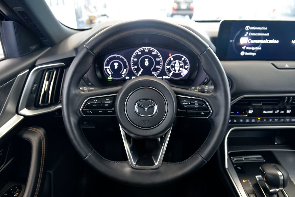 Certified 2024 MAZDA CX-90 Plug-In Hybrid w/ Premium Plus AWD/4WD image 18