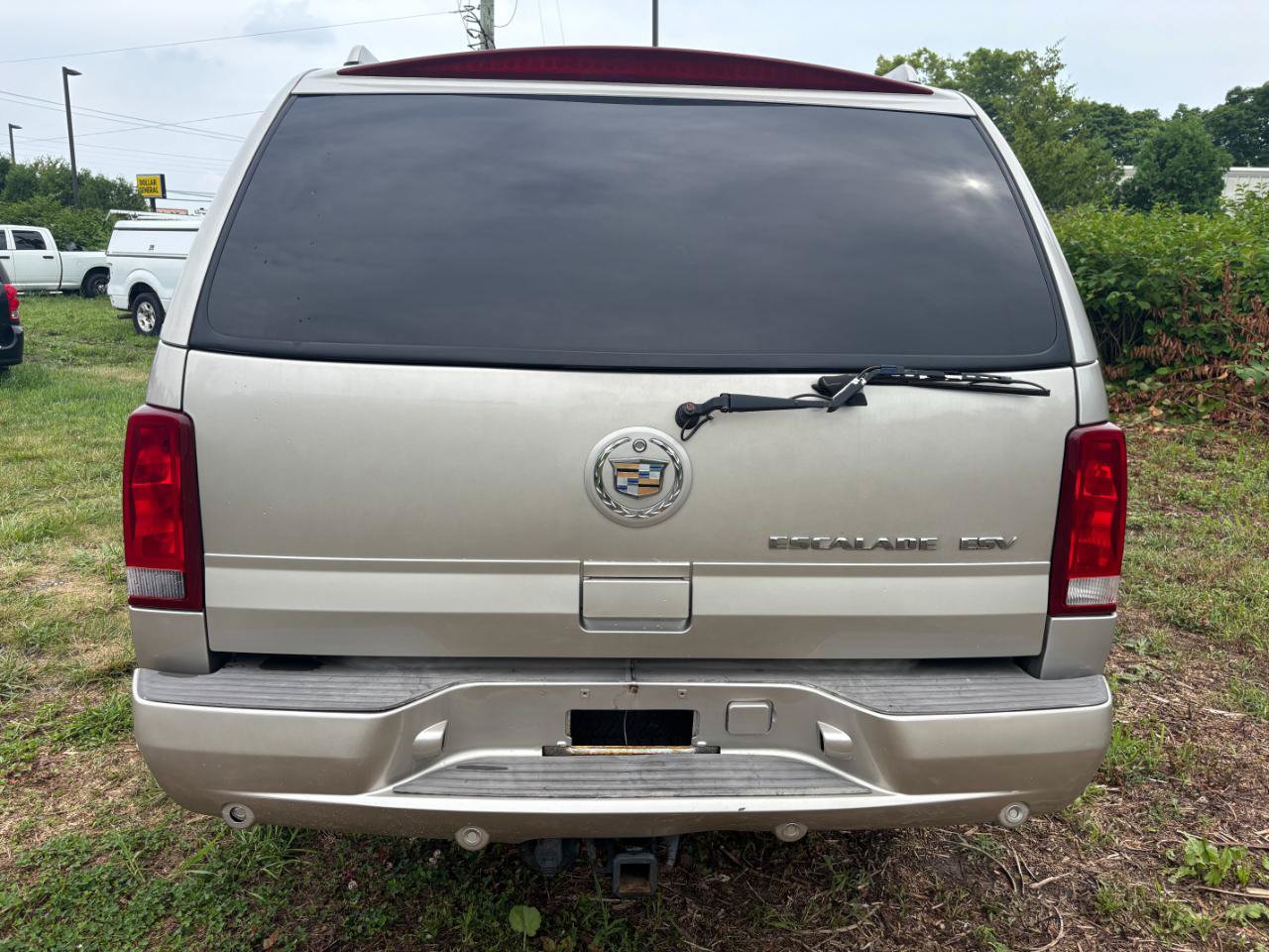 Used 2004 Cadillac Escalade ESV AWD image 6