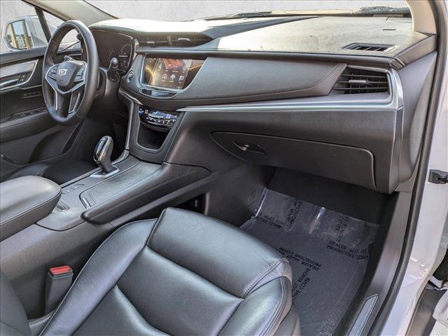 Used 2017 Cadillac XT5 Premium Luxury w/ LPO, Wheel Lock Package image 19