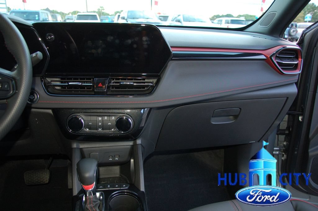 Used 2026 Chevrolet TrailBlazer RS FWD image 20