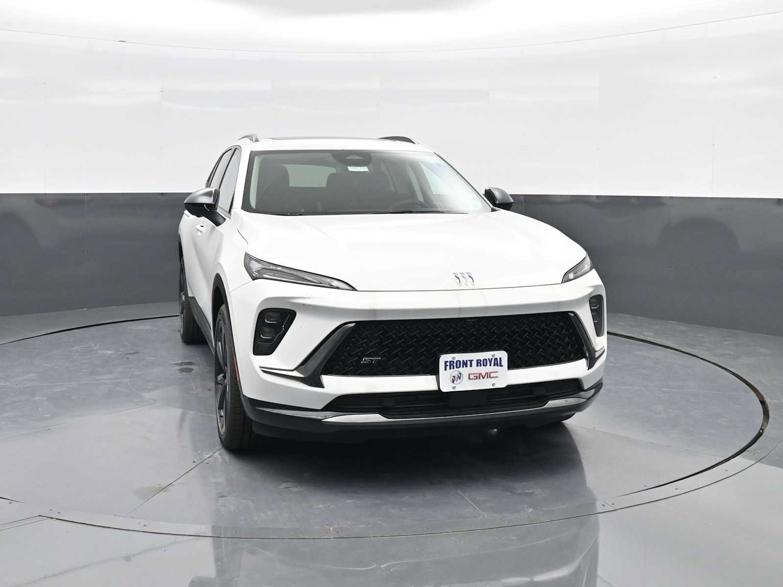 New 2025 Buick Envision Sport Touring image 2