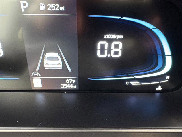 Used 2025 Hyundai Elantra Sport FWD image 18
