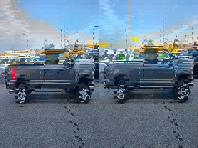 New 2026 Ford F350 XLT image 28