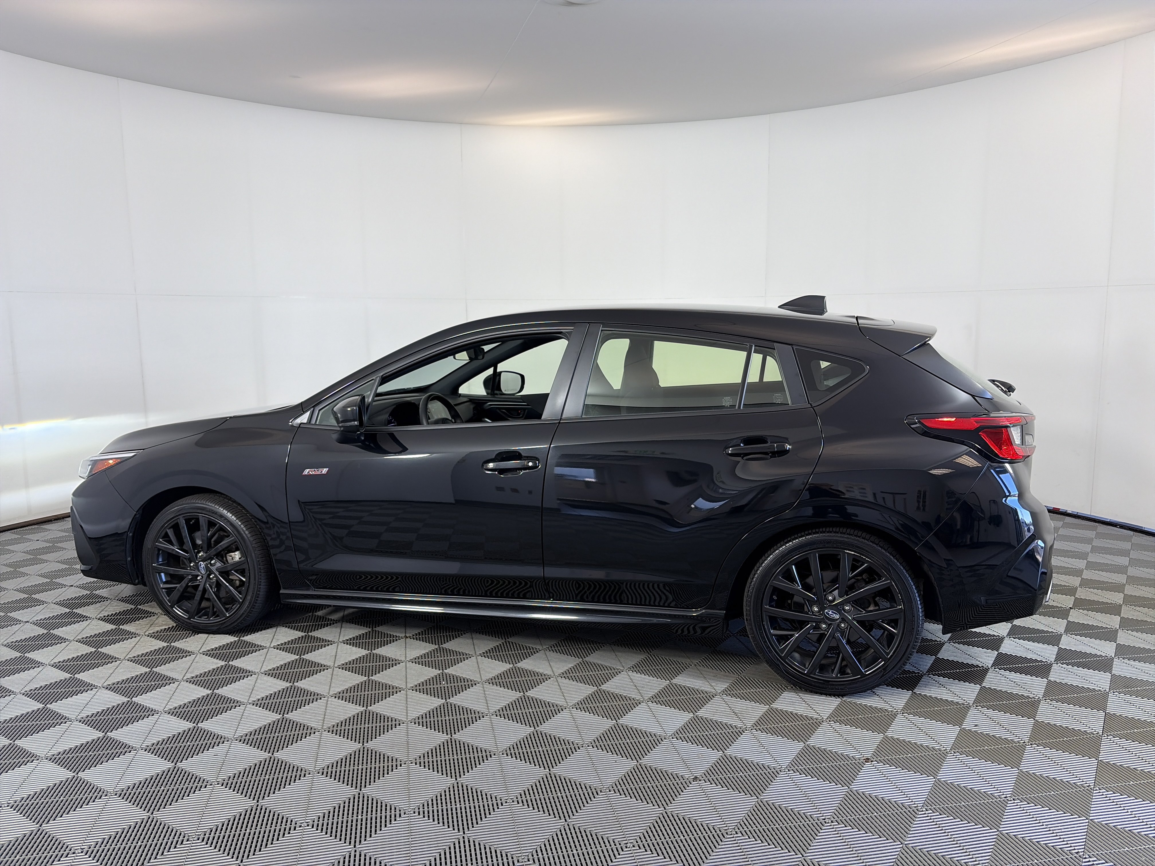 Certified 2024 Subaru Impreza RS AWD/4WD image 8