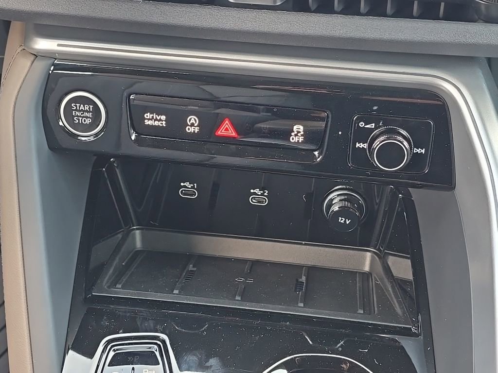 New 2025 Audi Q5 Premium Plus image 25