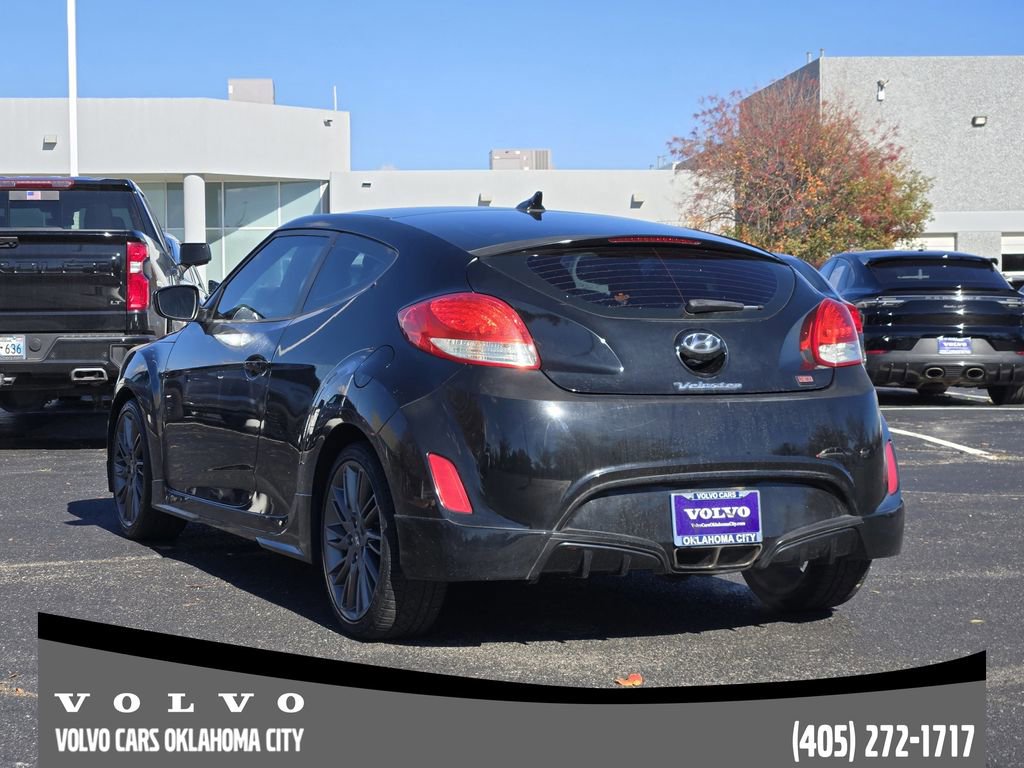 Used 2013 Hyundai Veloster RE:MIX Edition image 4
