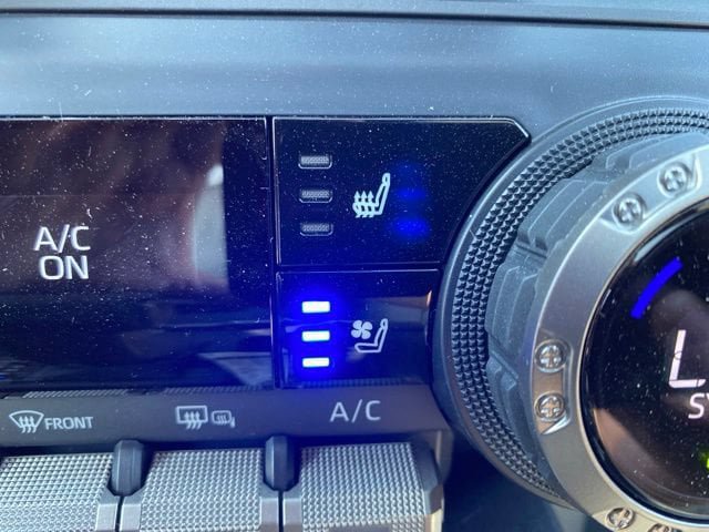 New 2026 Toyota Tacoma Limited AWD/4WD image 13
