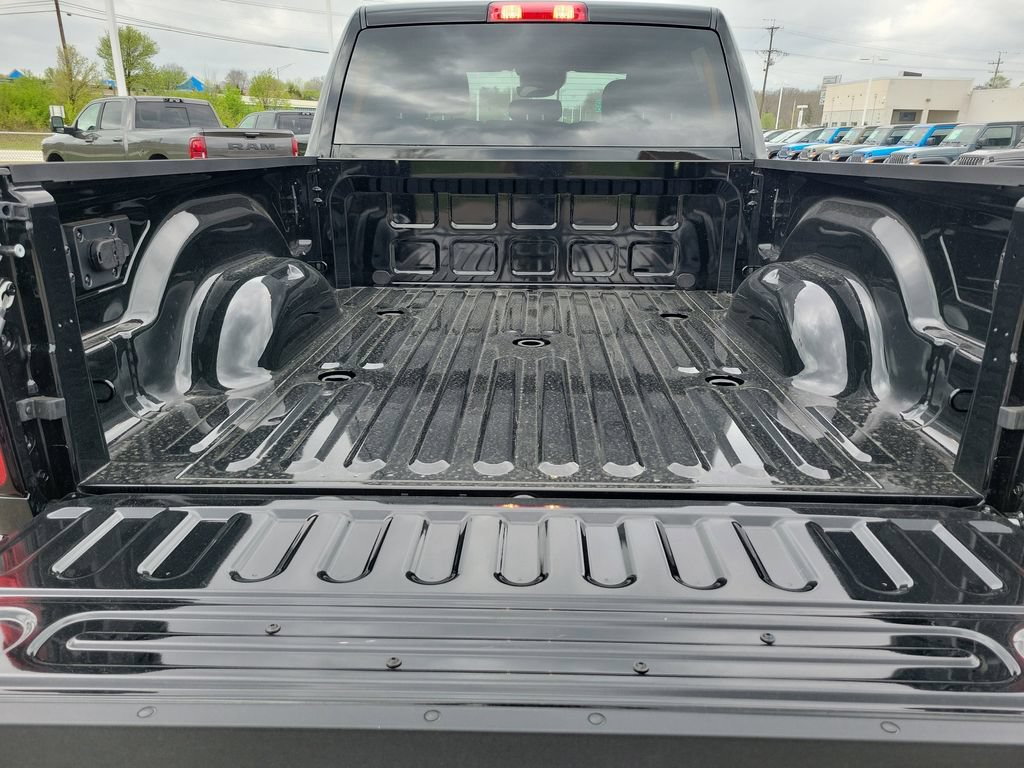 New 2026 RAM 2500 Big Horn AWD/4WD image 8