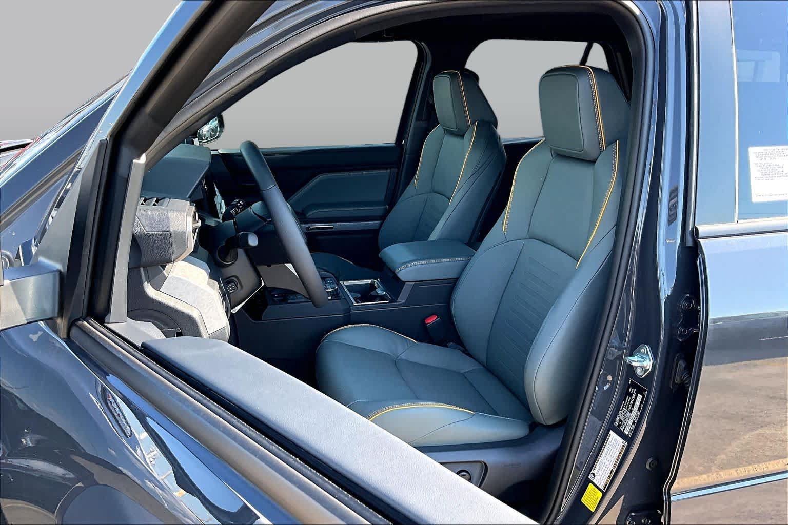 New 2026 Toyota 4Runner Trailhunter AWD/4WD image 18