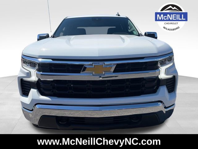 Used 2024 Chevrolet Silverado 1500 LT AWD/4WD image 2
