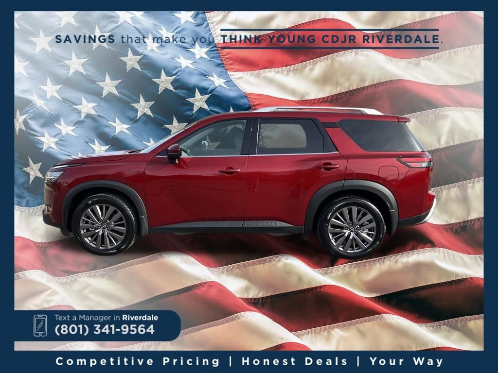 Used 2023 Nissan Pathfinder SL w/ SL Premium Package image 2